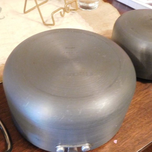 2 1/2 qt Pot